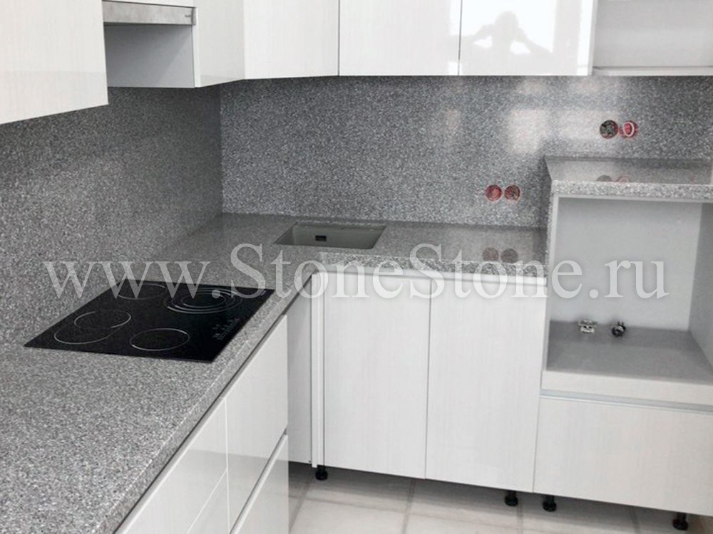 ���������� �� �������������� ����� Staron SG420